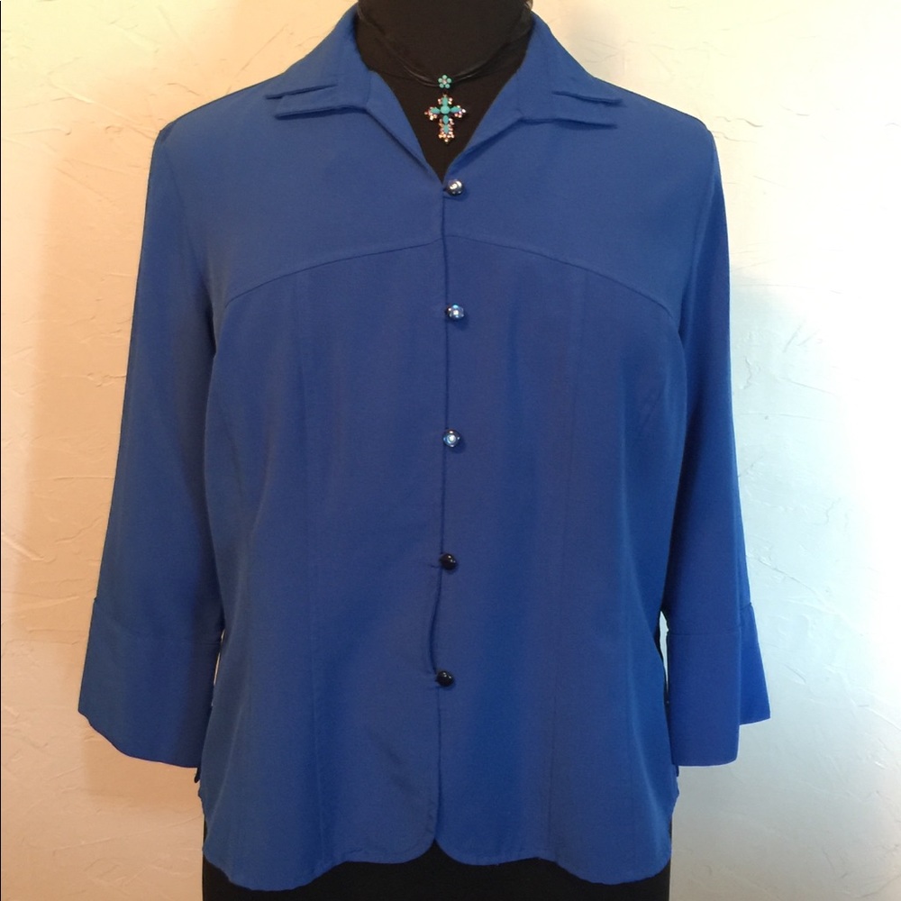 Ladies 3/4 sleeve blouse